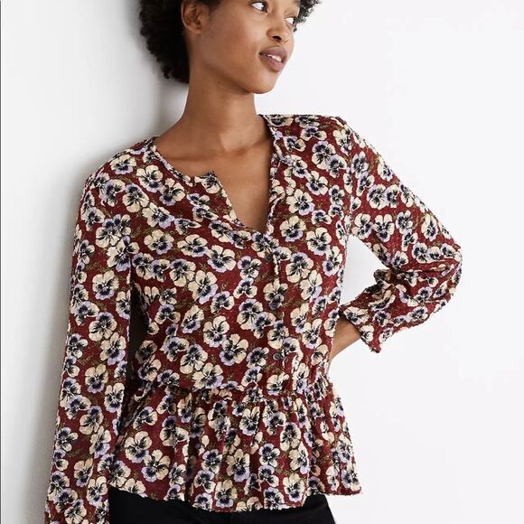 DRAWSTRING Ruffle-Hem Top in Viola Floral sz M - Picture 2 of 9